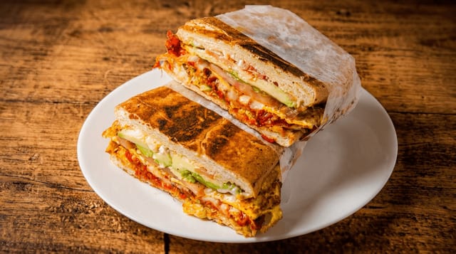 Chorizo con Huevo Torta.